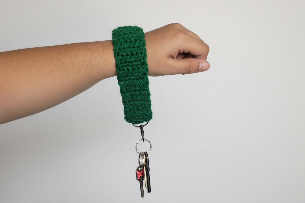Keychain Bracelet in Crochet Sytle
