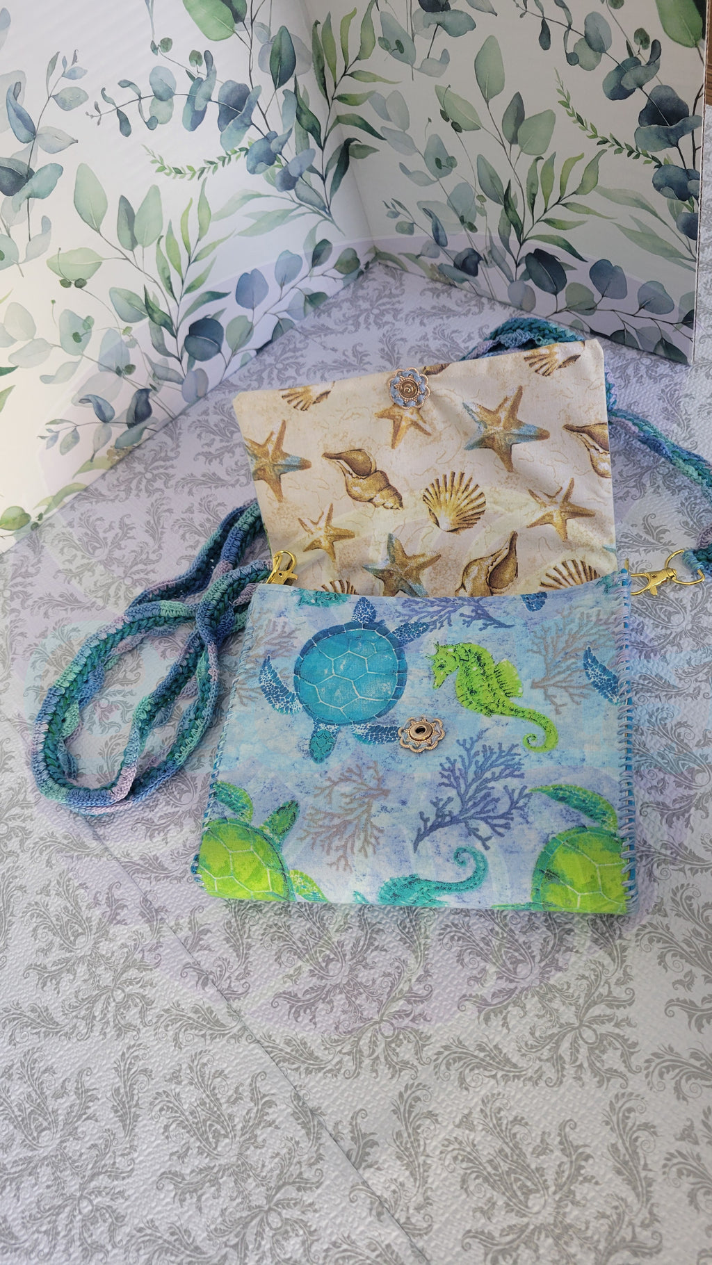 Sea Turtle Flores Purse