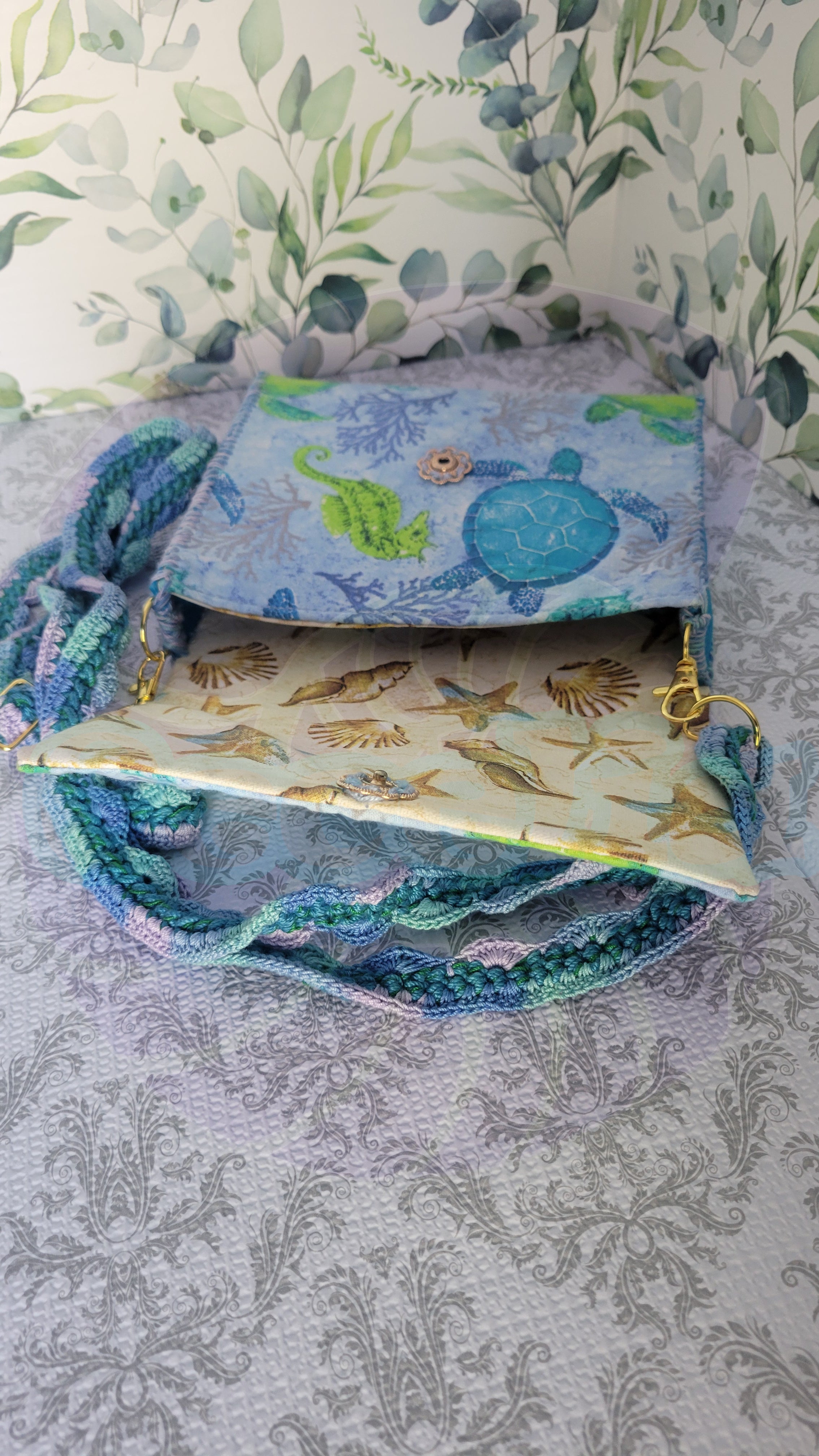 Sea Turtle Flores Purse