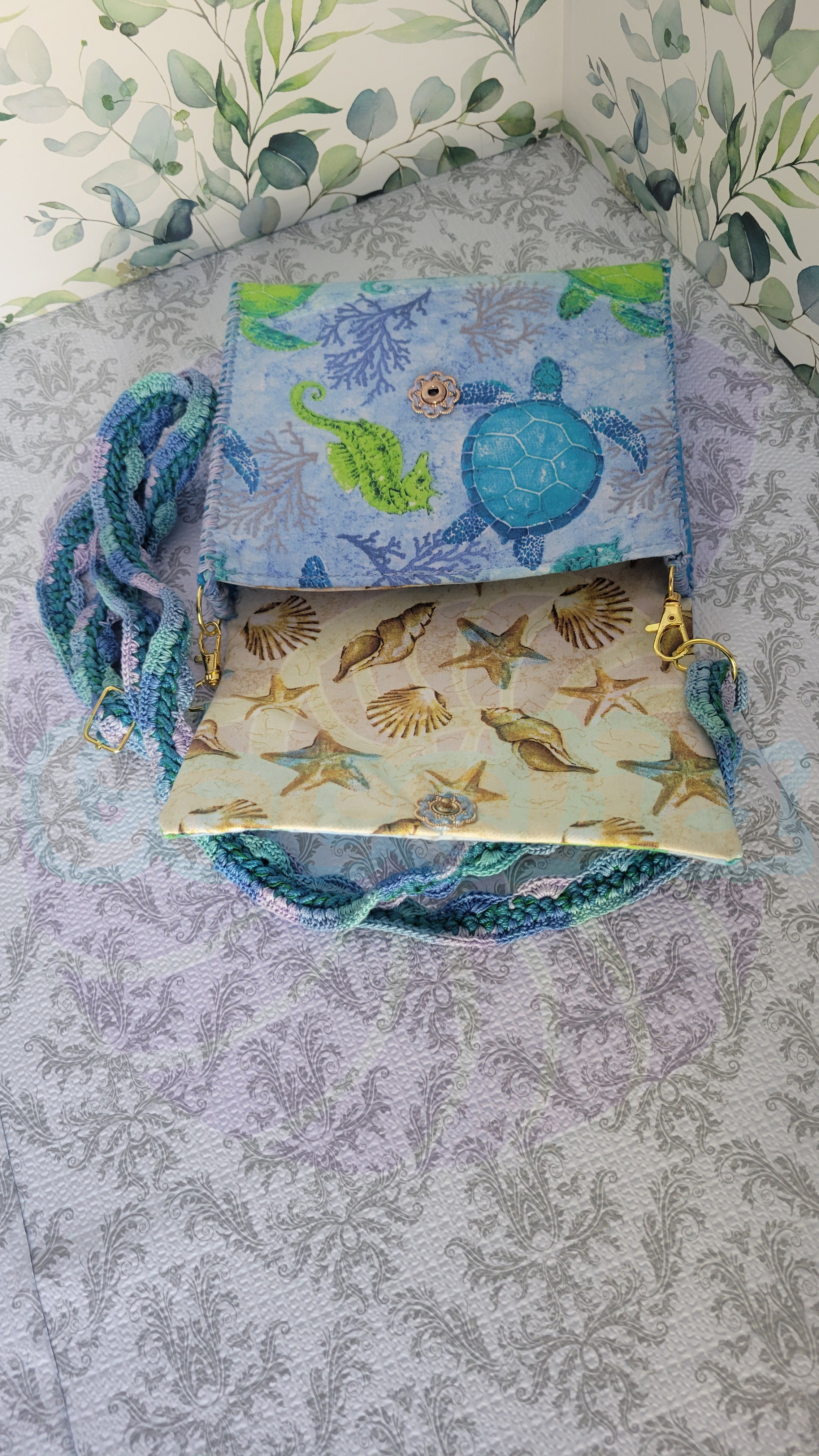 Sea Turtle Flores Purse