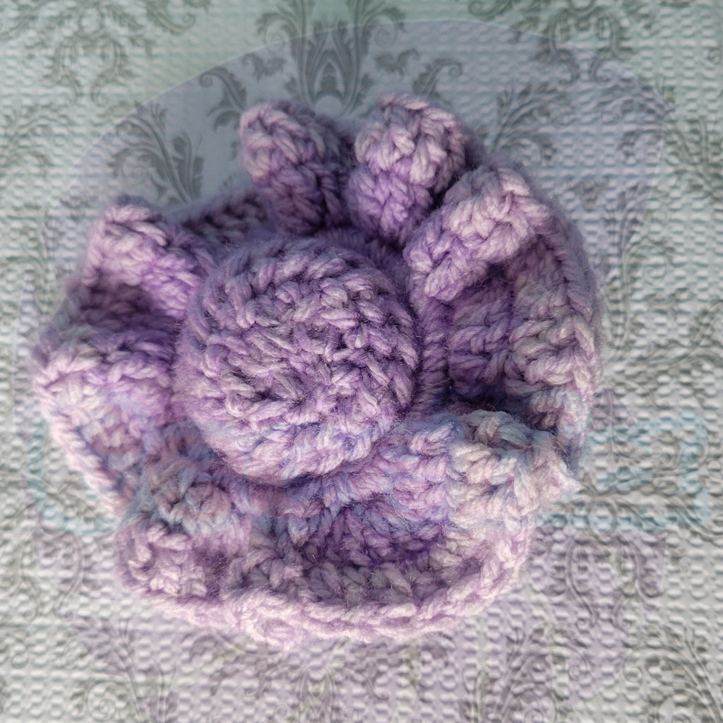 a purple scrunchies.
